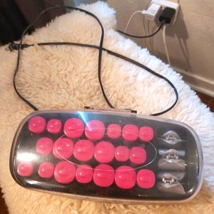 CONAIR 20 Piece Velvet Hot Roller With Pins Set